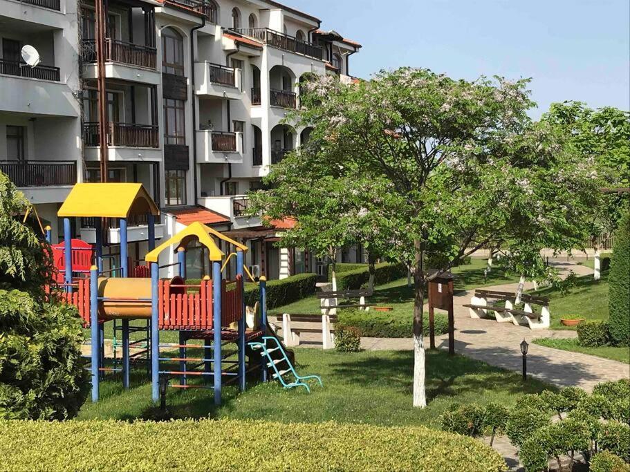 Lovely Apartment In Peaceful Family Spa Resort Near To Nesebar Kableshkovo  Esterno foto